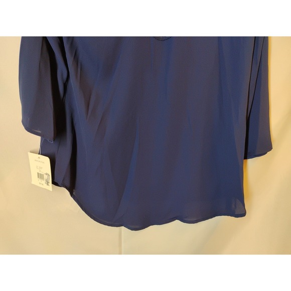 NWT Signature Studio Womens MEDIUM Navy Blue Dress Blouse Shirt Sheer Back - Picture 9 of 10